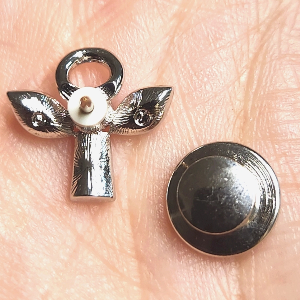 Signed Swarovski Rhodium-Plated Angel Lapel Pin/Tie Tack RARE - Picture 5 of 5